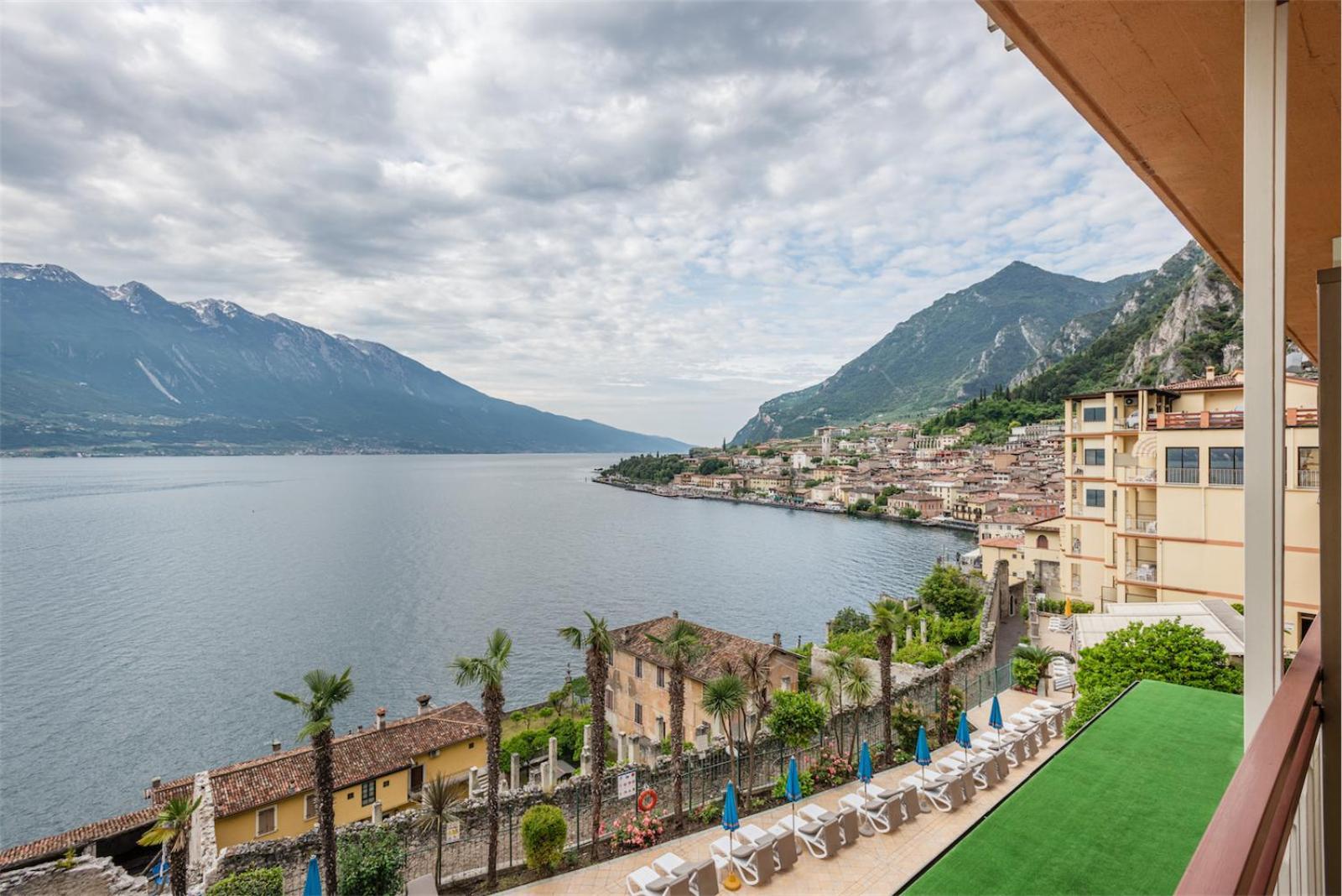 Hotel Splendid Palace Limone sul Garda Bilik gambar