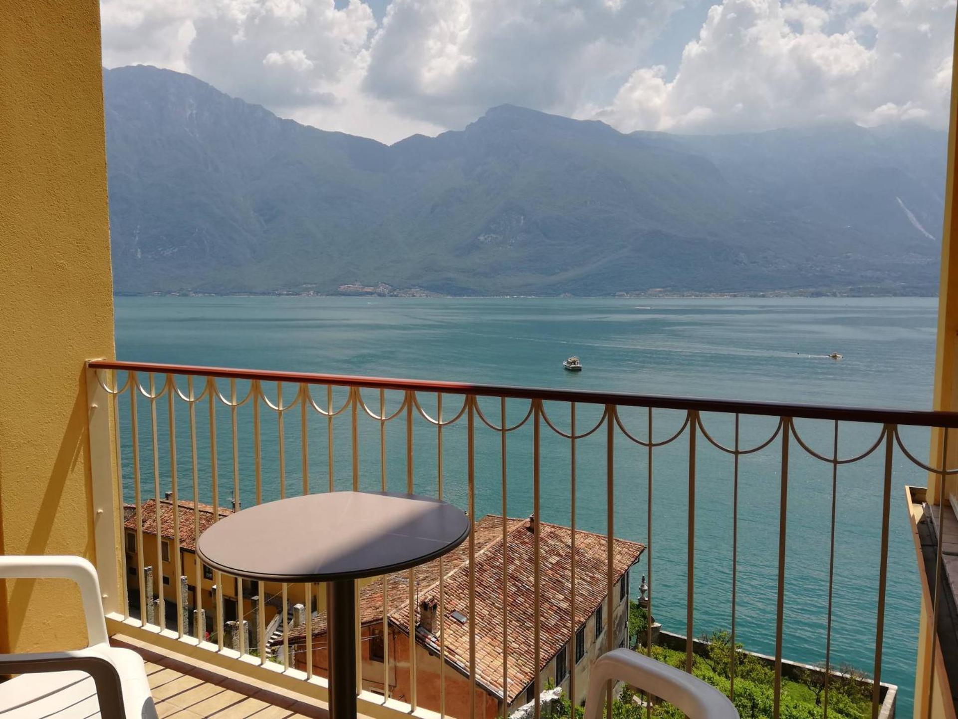 Hotel Splendid Palace Limone sul Garda Bilik gambar
